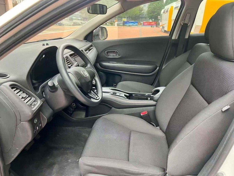 郑州21年本田缤智7