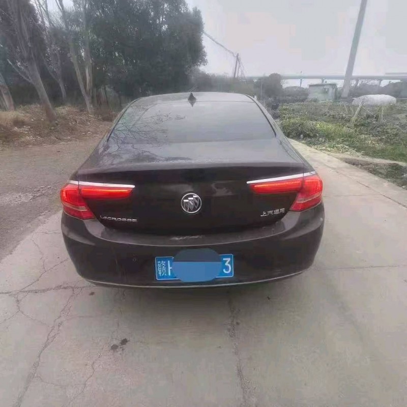 嘉兴17年别克君越3