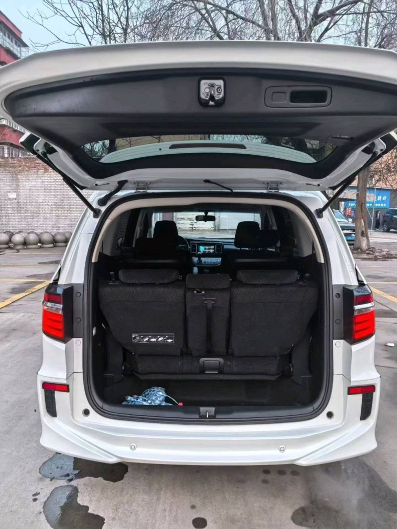 晋中20年本田艾力绅4