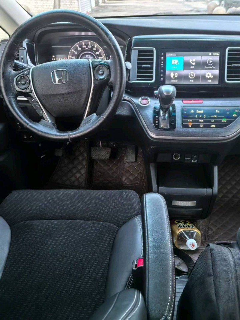 晋中20年本田艾力绅5