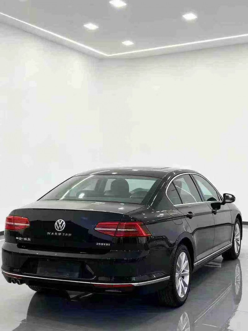 济南18年大众迈腾5