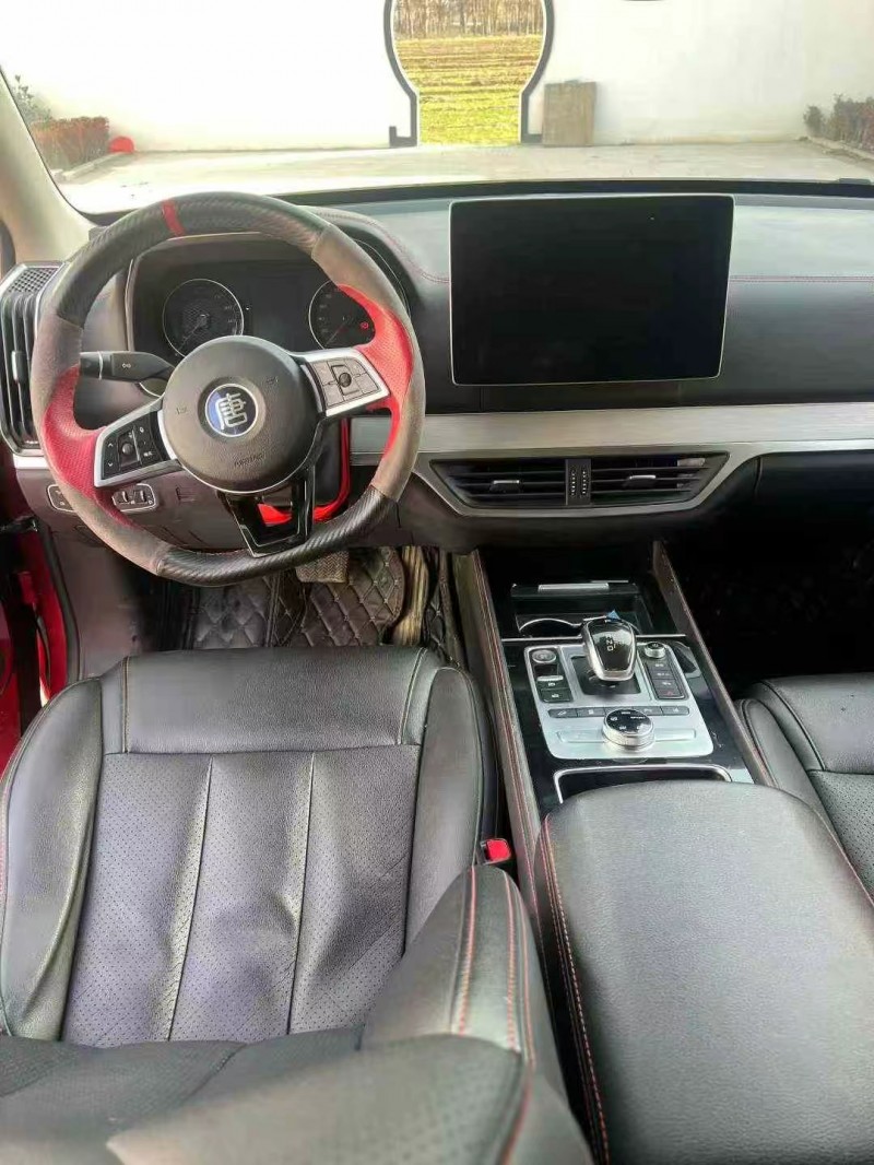 济南19年比亚迪唐5