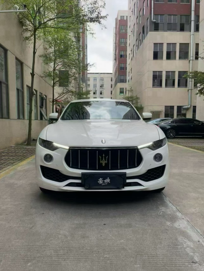 佛山17年玛莎拉蒂Levante1