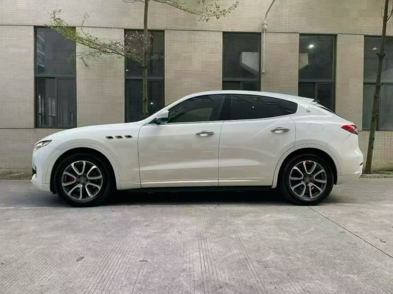 佛山17年玛莎拉蒂Levante4