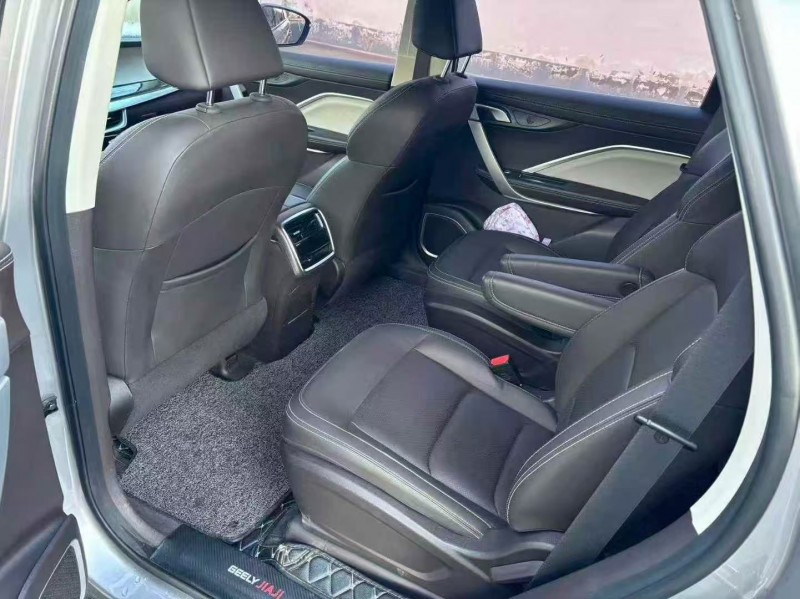 郑州20年吉利嘉际4