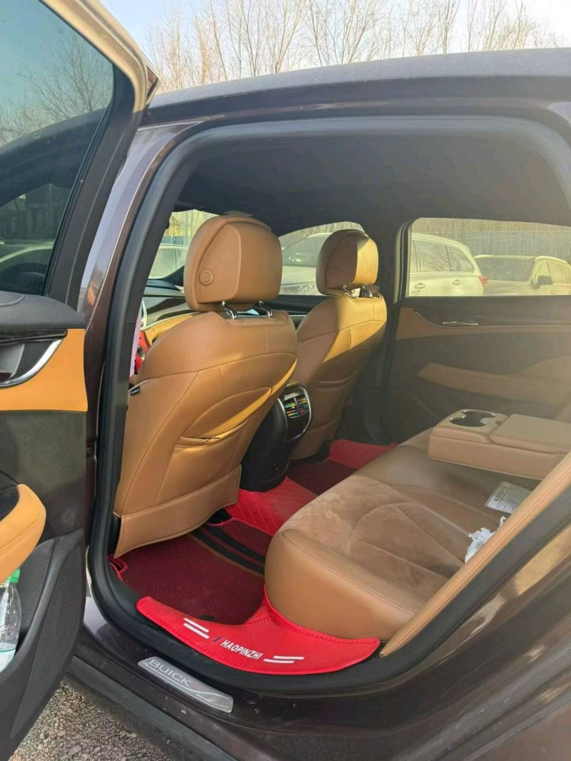 太原17年别克君越5