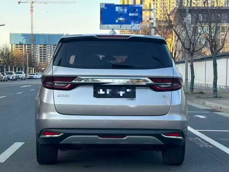 郑州20年吉利嘉际9