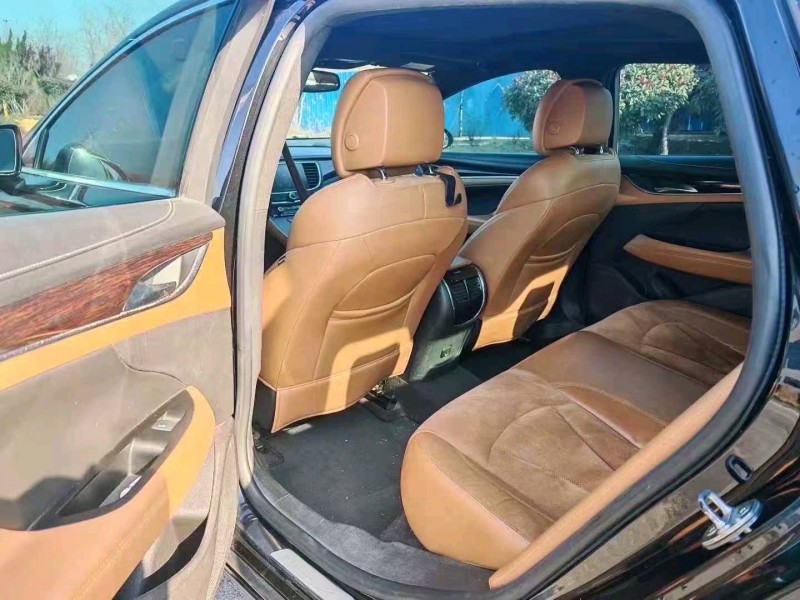 青岛17年别克君越4