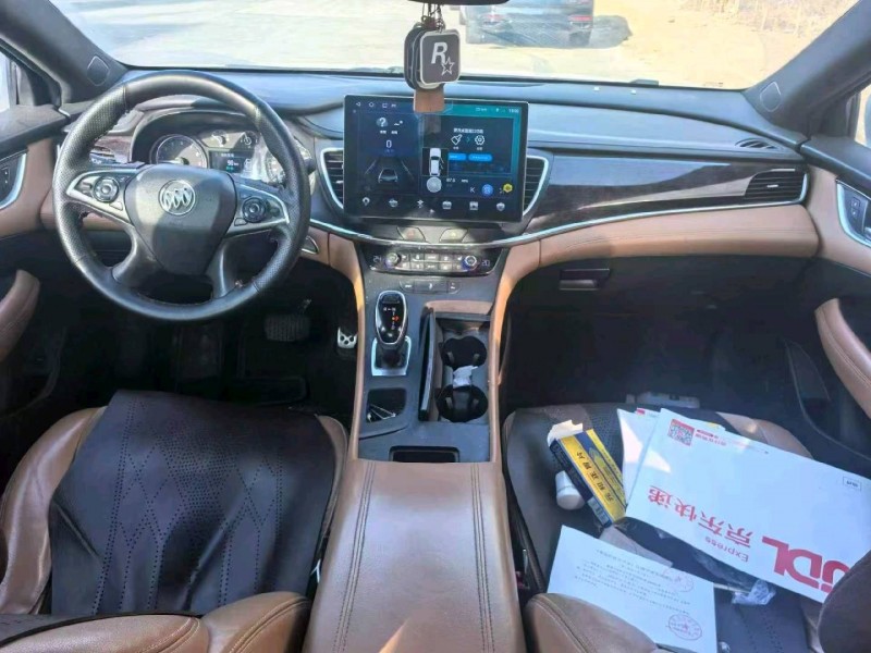 唐山17年别克君越7