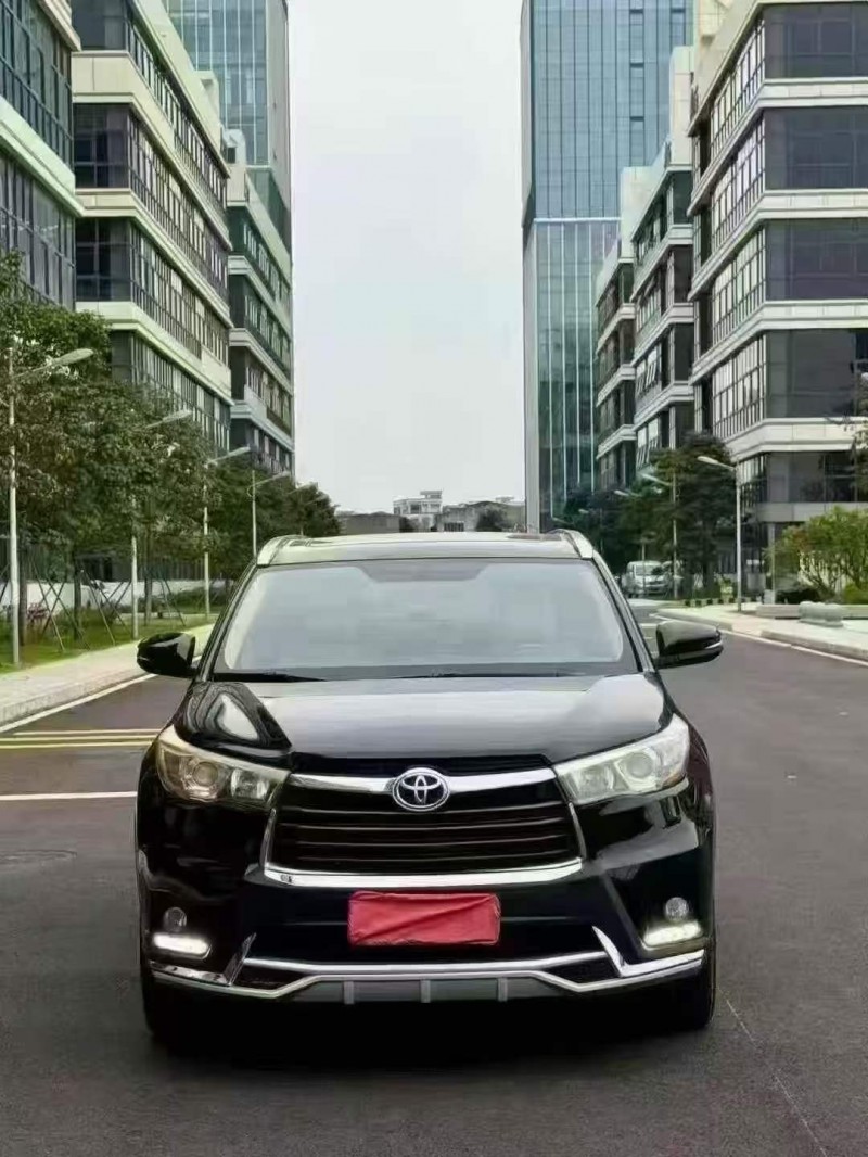 广州15年丰田汉兰达1