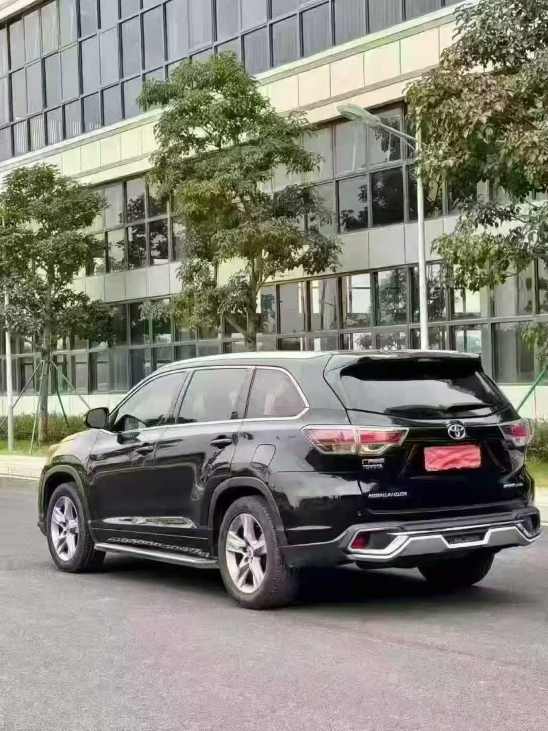 广州15年丰田汉兰达5