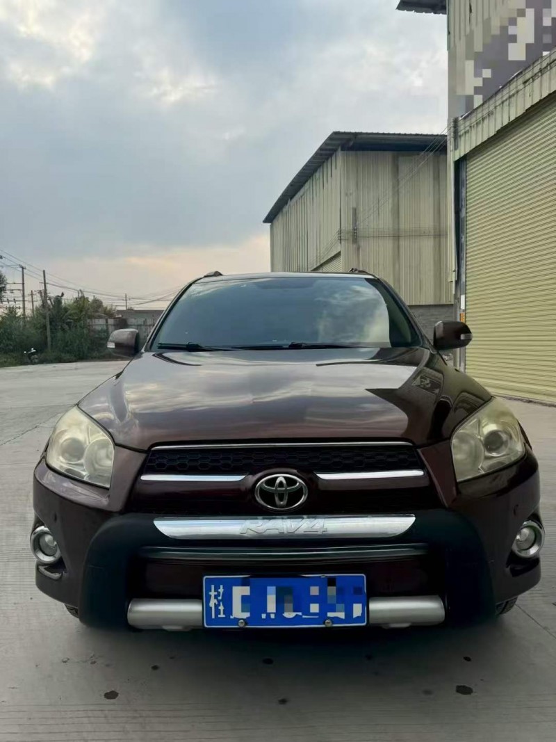 广州12年丰田RAV4荣放1