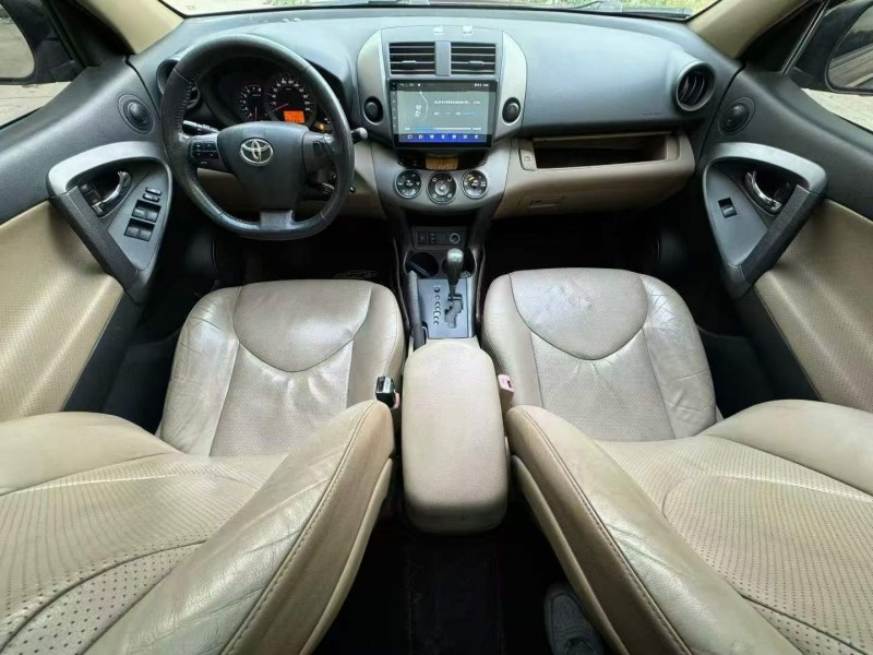 广州12年丰田RAV4荣放8