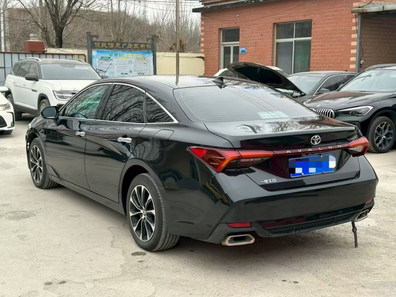 淄博24年丰田亚洲龙8
