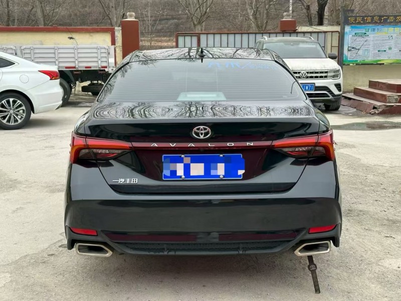 淄博24年丰田亚洲龙9