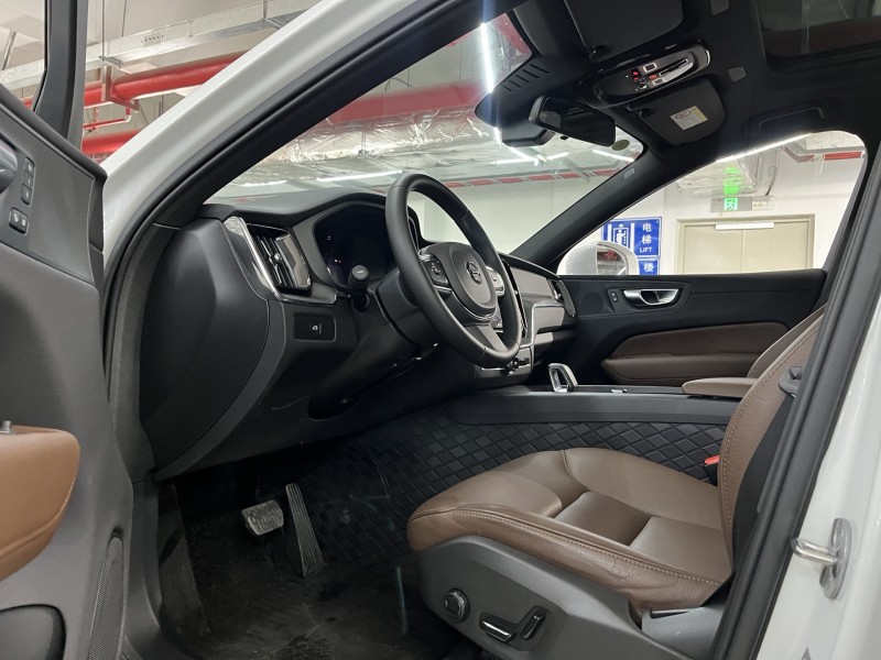 佛山25年沃尔沃XC604
