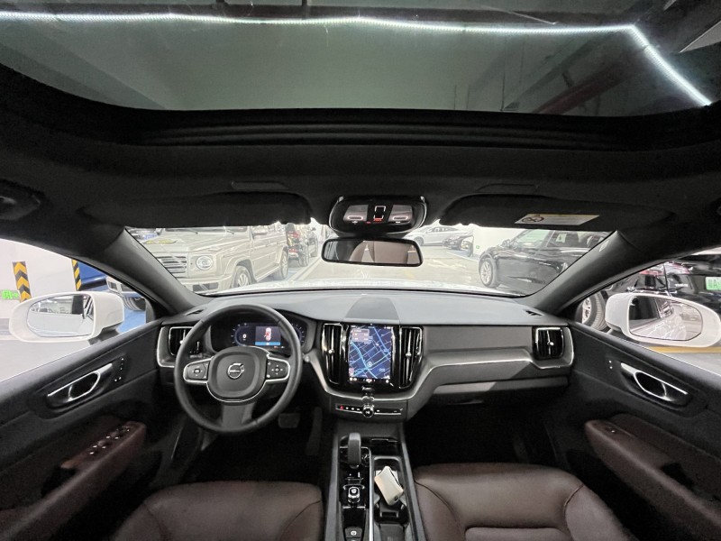 佛山25年沃尔沃XC605