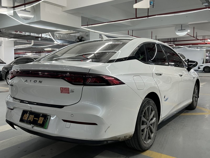 深圳23年传祺埃安S7