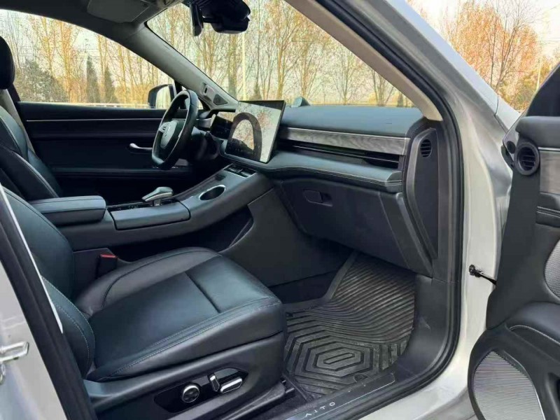 滨州22年华为智选问界8