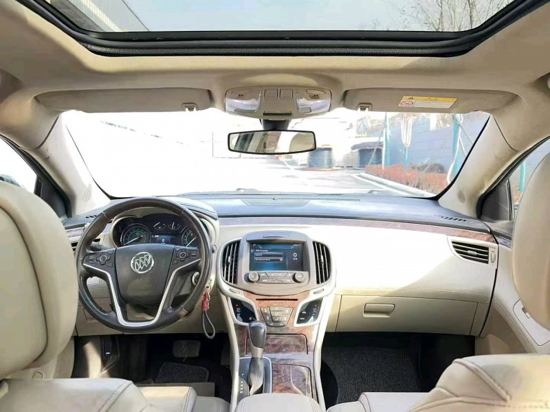 济南16年别克君越9