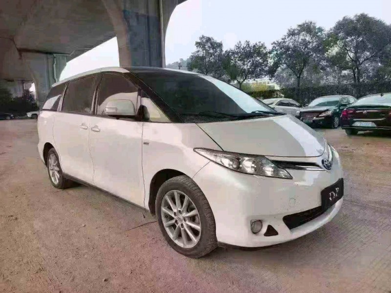 衢州20年丰田普瑞维亚3