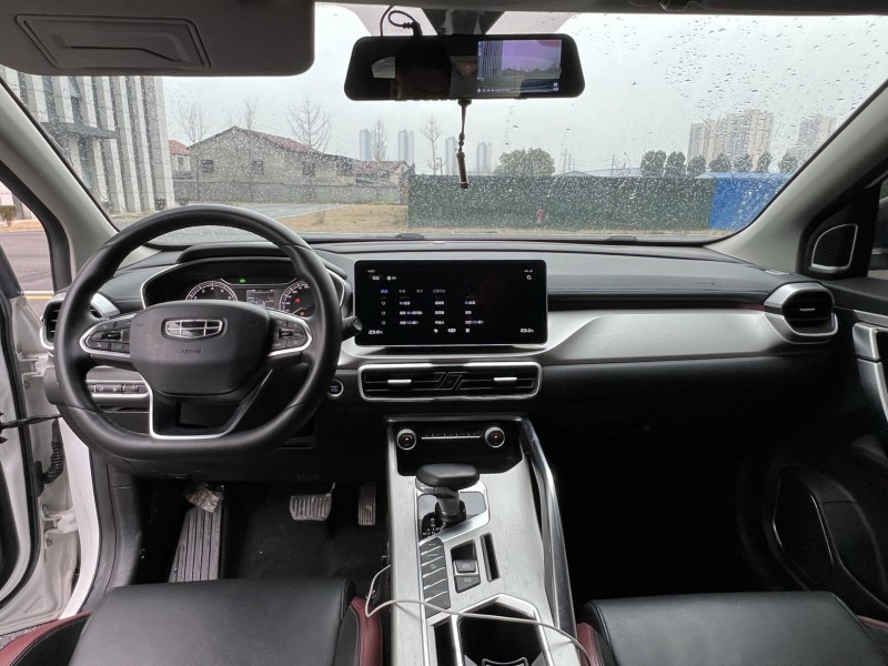 岳阳22年吉利缤越4