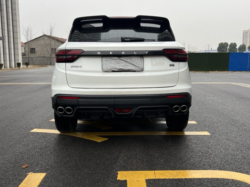 岳阳22年吉利缤越7