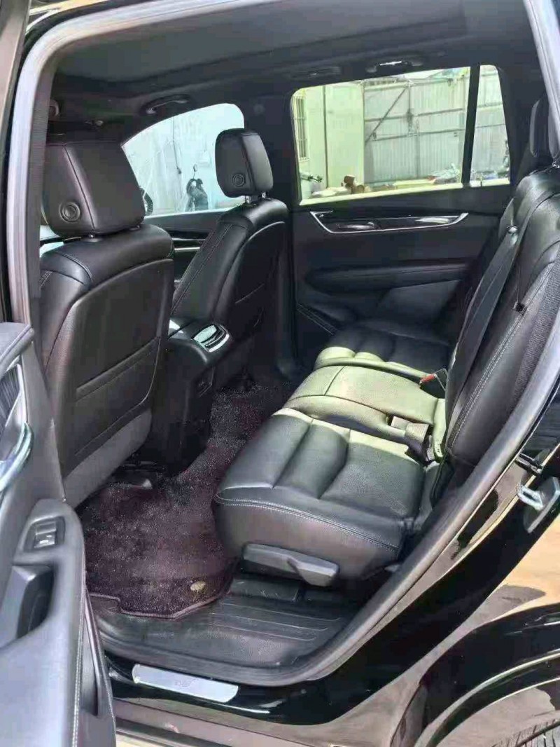 玉溪23年凯迪拉克XT64