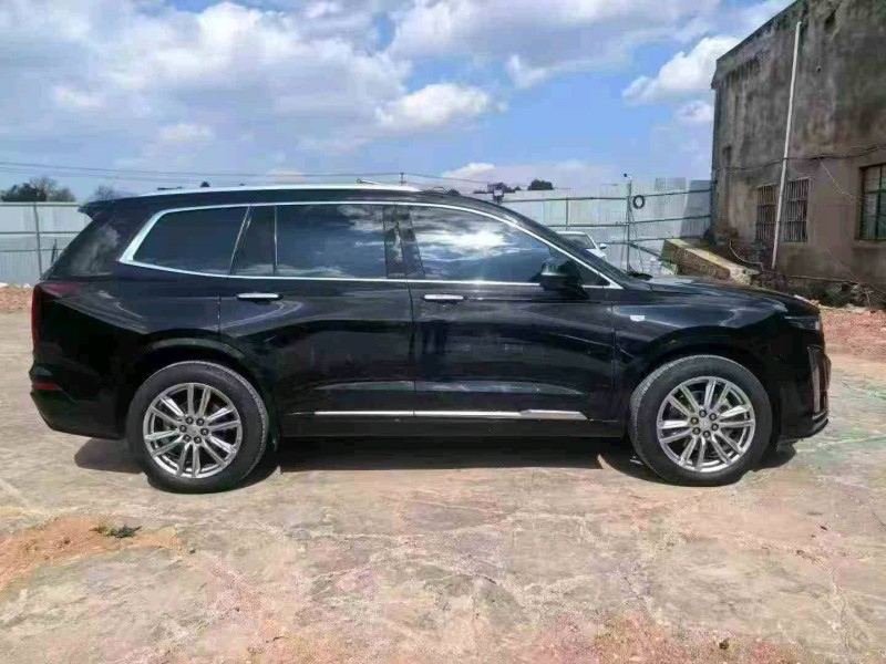 玉溪23年凯迪拉克XT68