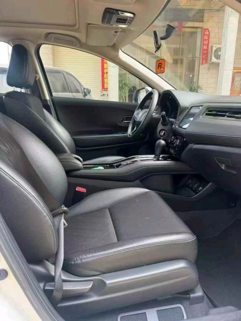 贵港21年本田XRV8