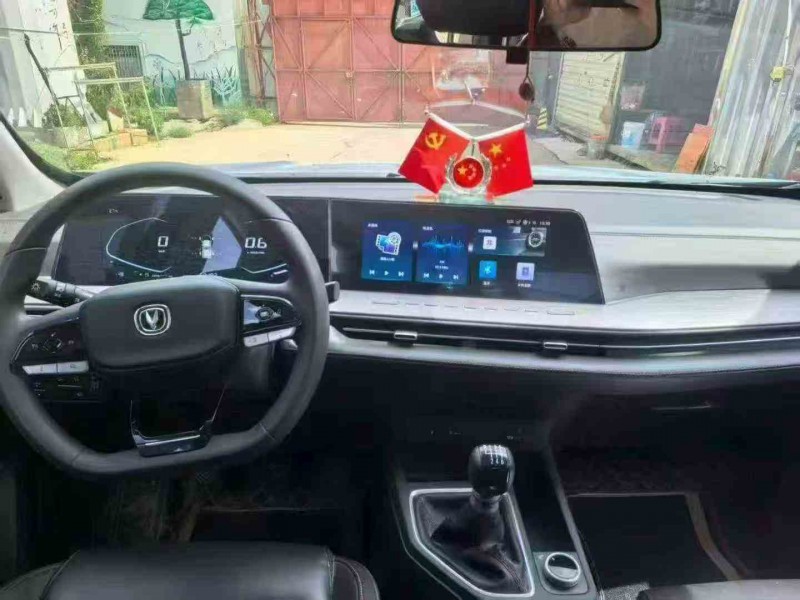 昭通23年长安汽车览拓者5