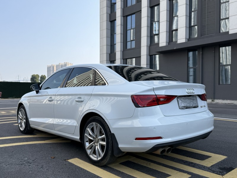 岳阳17年奥迪A37