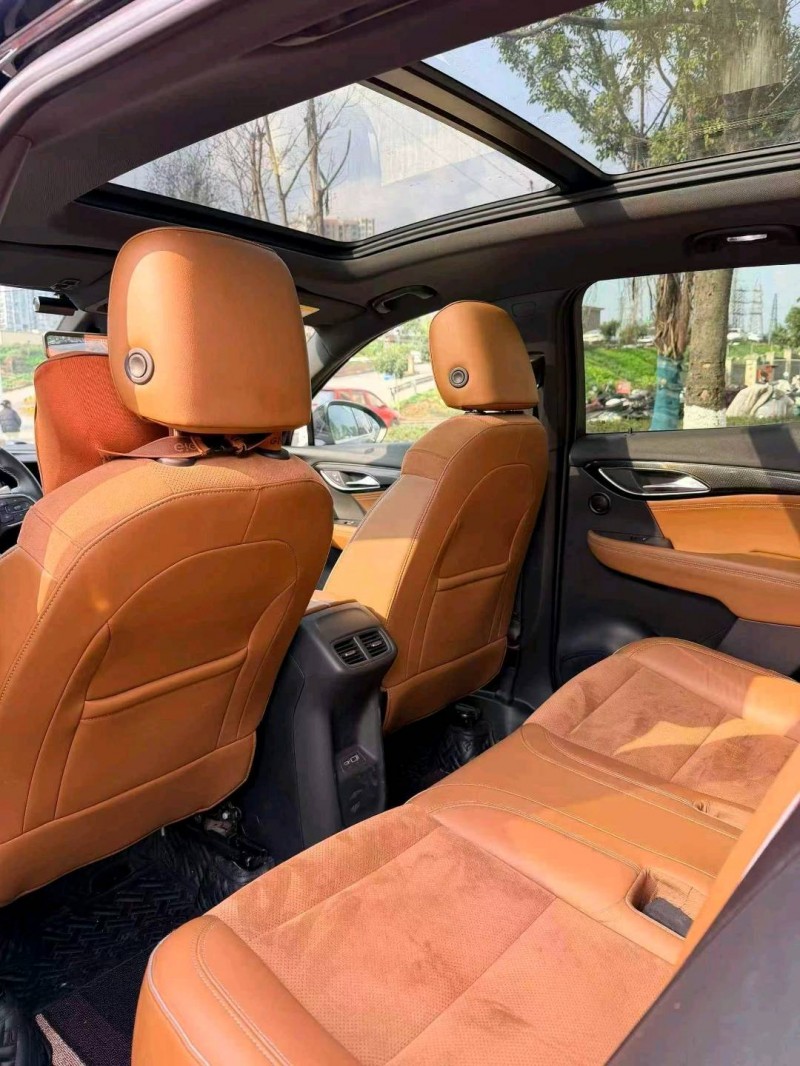 德阳21年别克昂科威8