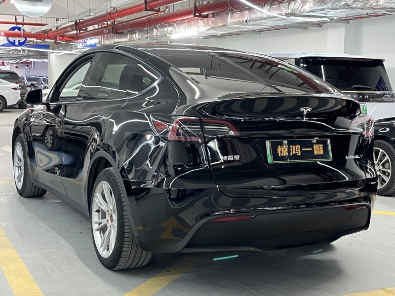 深圳23年特斯拉MODEL Y8
