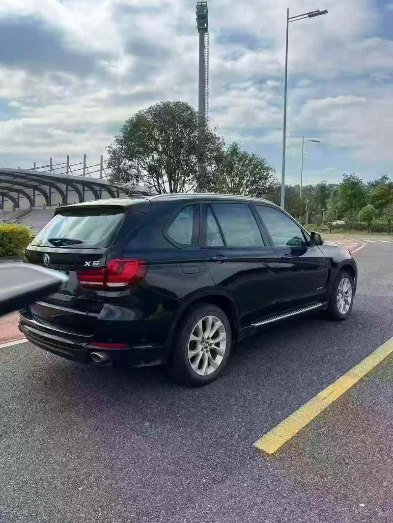 南平14年宝马X57