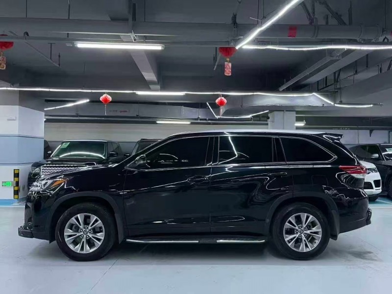 深圳20年丰田汉兰达8