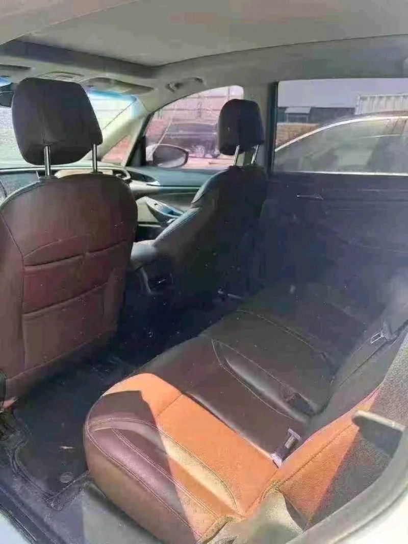 菏泽19年别克GL64