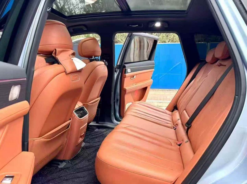 贵港24年华为智选问界4