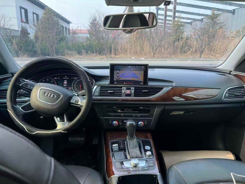 济宁17年奥迪A6L6
