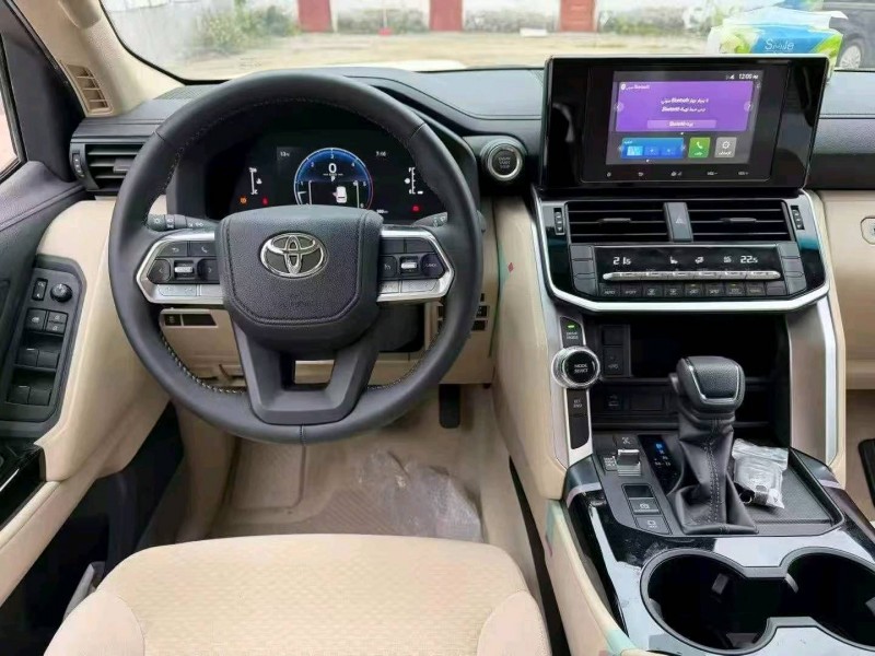 广州25年丰田兰德酷路泽6