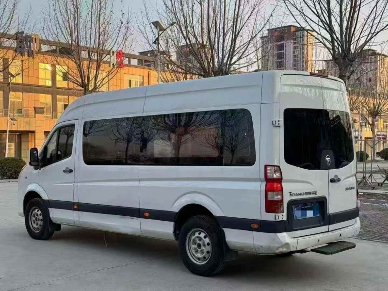 济宁20年福田图雅诺8