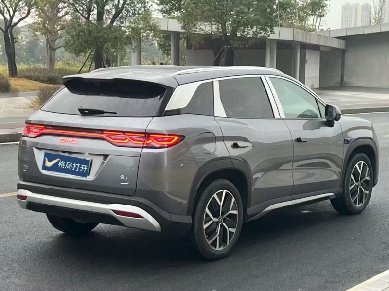 东莞25年比亚迪宋7