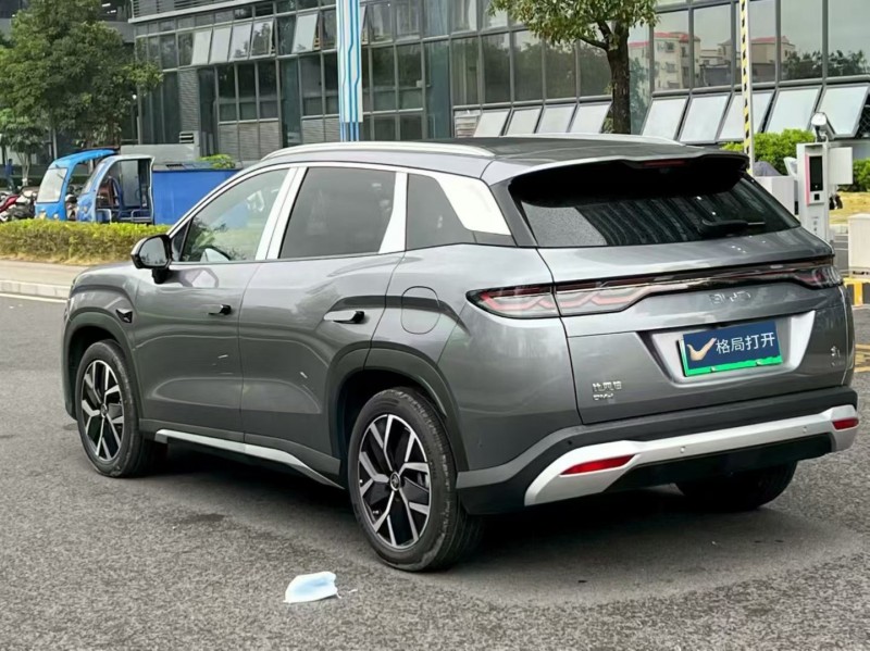 东莞25年比亚迪宋8