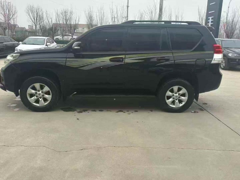 菏泽12年丰田普拉多3