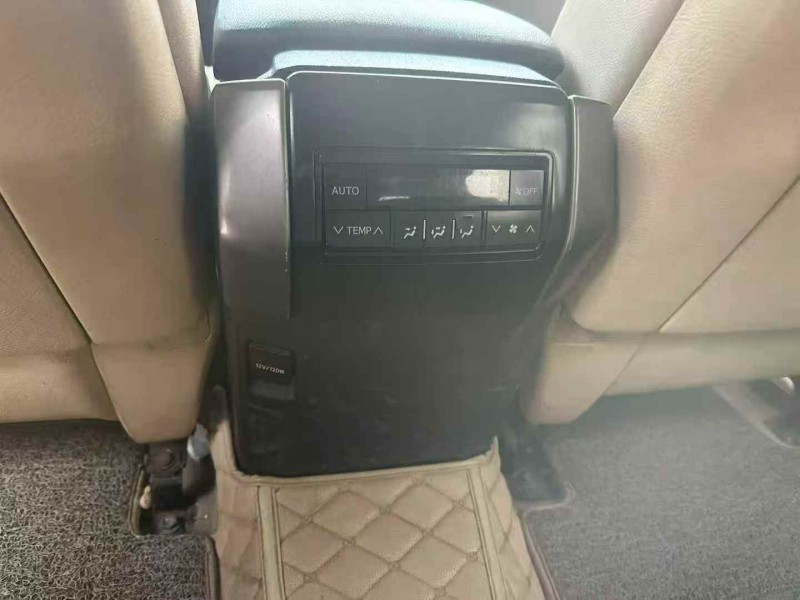 菏泽12年丰田普拉多7