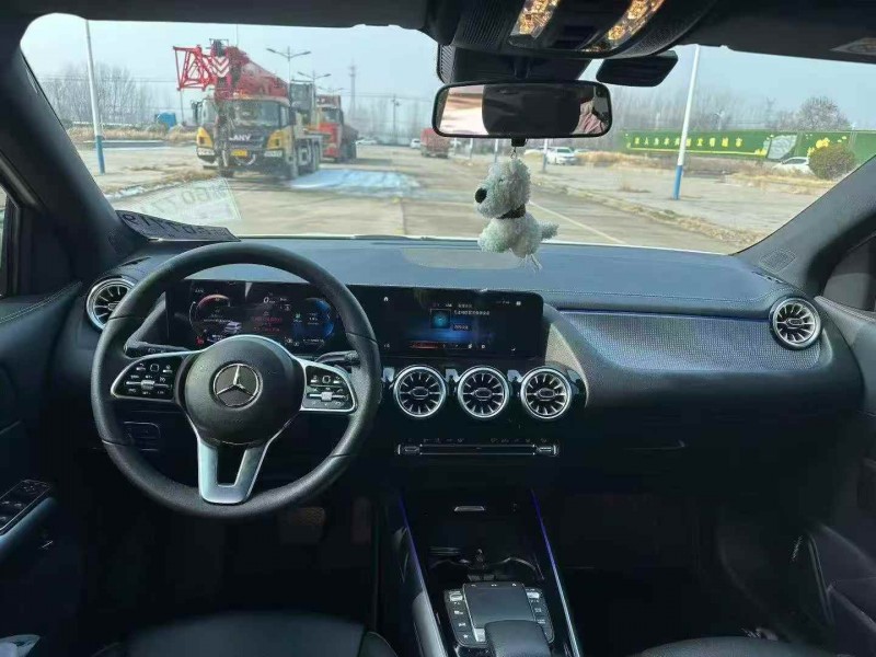 潍坊22年奔驰EQA4