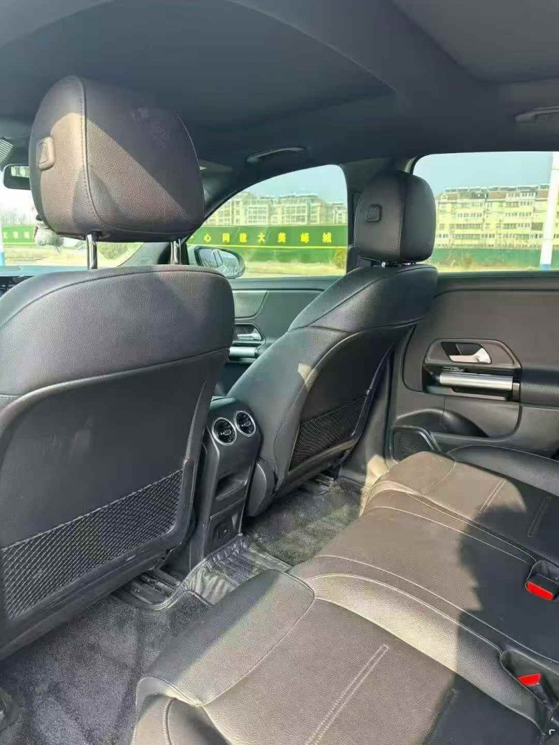 潍坊22年奔驰EQA6