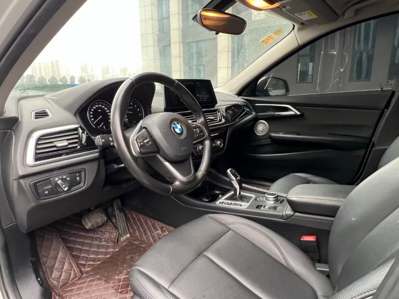 岳阳22年宝马1系6