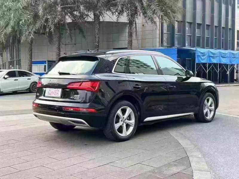 汕头19年奥迪Q57