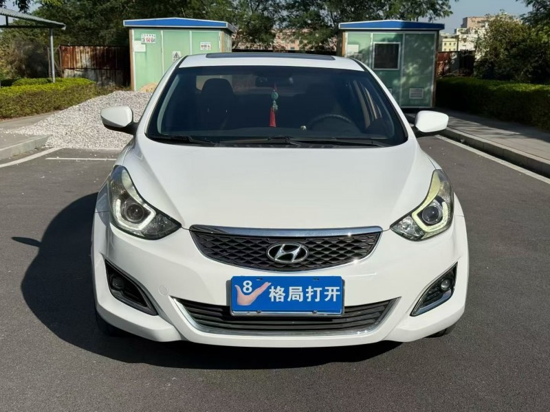 东莞17年现代朗动1